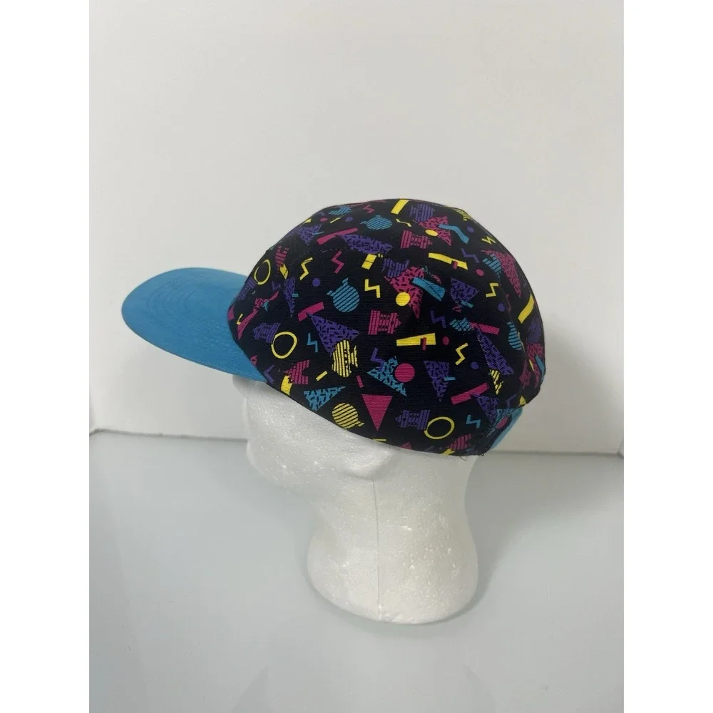 DISNEY WORLD 90'S RETRO LOGO CAP‎